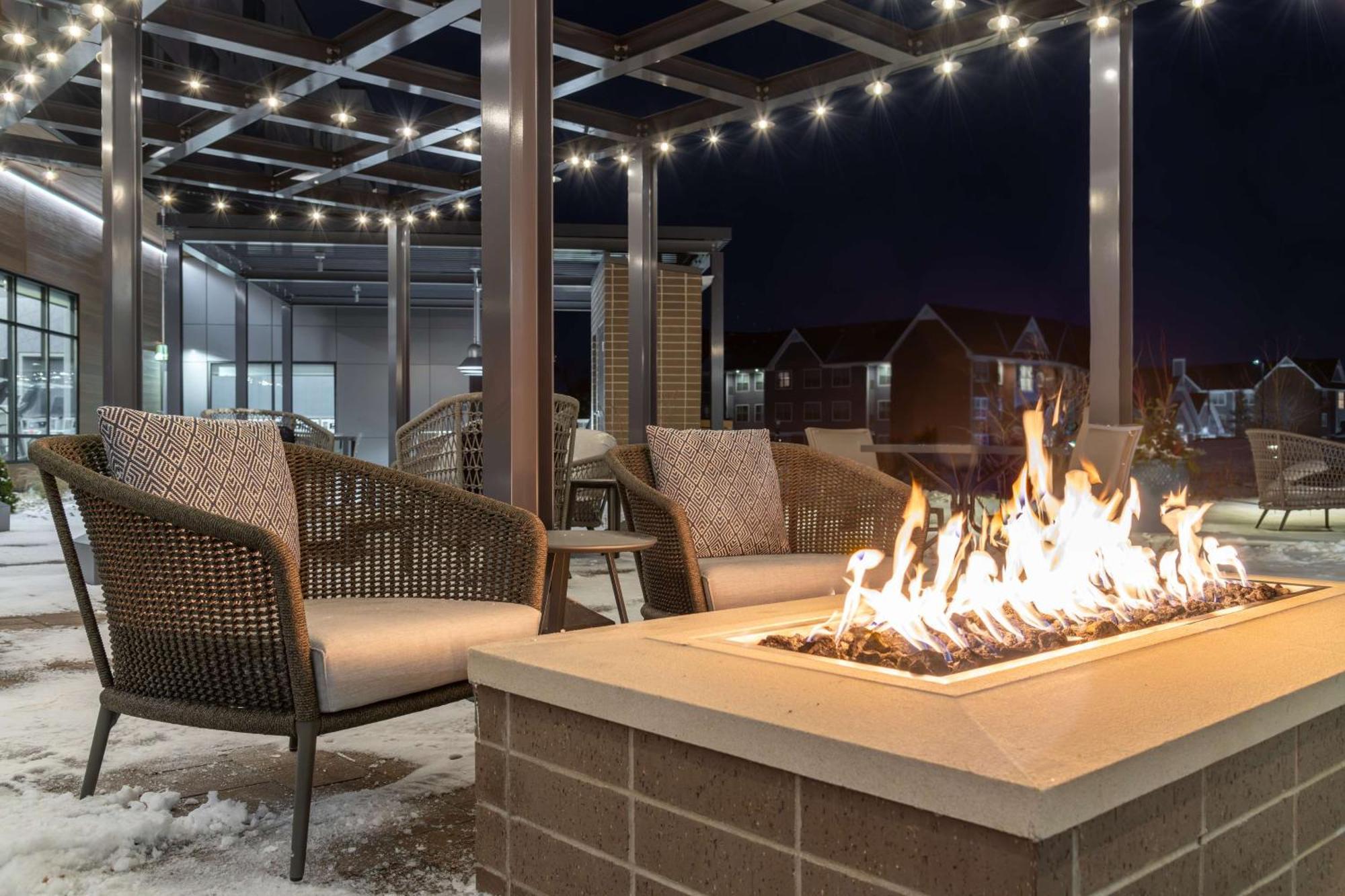 Homewood Suites By Hilton Holland Dış mekan fotoğraf